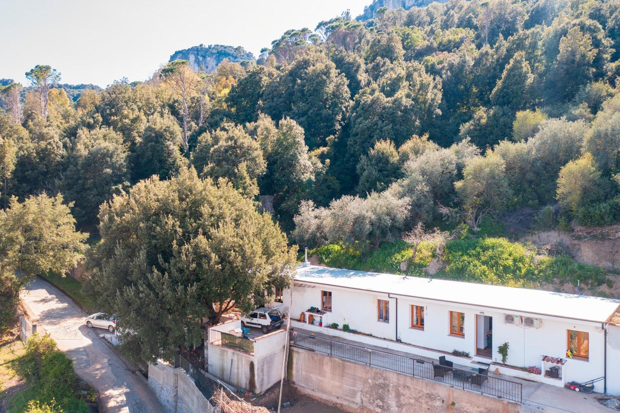 Вилла Casa Jerzu S'Essia De Su Santu Экстерьер фото